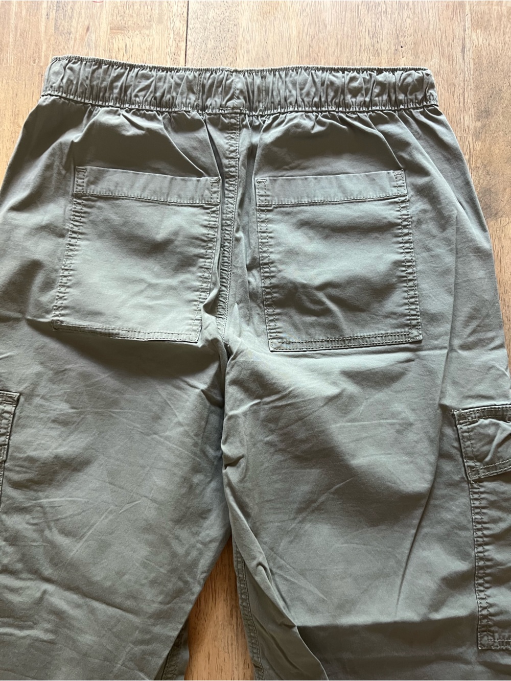 Hollister Olive Cargo Pants Utility Pockets Adjustable Rise Baggy short - Picture 4 of 4